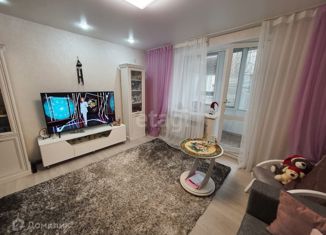 Продам 2-ком. квартиру, 52.6 м2, посёлок городского типа Новоозёрное, Морская улица, 11