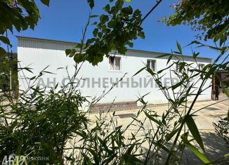 Продаю дом, 263 м2, поселок городского типа Новомихайловский, Пионерский переулок, 13