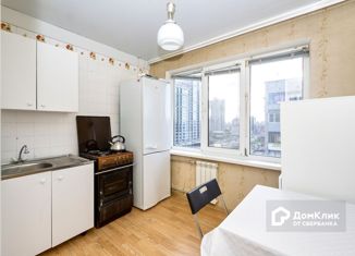 Продается 3-комнатная квартира, 60 м2, Краснодар, улица Тургенева, 157, улица Тургенева