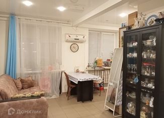 Продам 2-ком. квартиру, 42 м2, Санкт-Петербург, Торжковская улица, 8, Торжковская улица