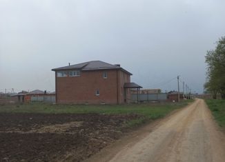 Продаю участок, 4 сот., село Крым, Комсомольская улица