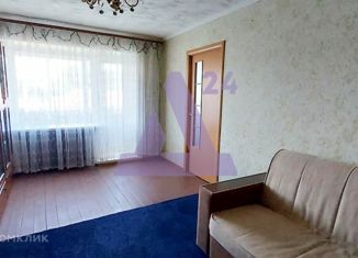 Продам 2-ком. квартиру, 44.9 м2, Новоалтайск, Октябрьская улица, 3