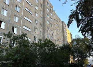 Продается 2-ком. квартира, 54 м2, Москва, Спортивная улица, 2