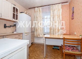 Продается 3-ком. квартира, 65.9 м2, Новосибирск, улица Вахтангова, 39, улица Вахтангова