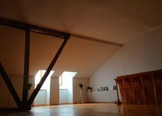 Продается 5-ком. квартира, 180 м2, Феодосия, улица Горького, 4