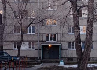 Сдам в аренду 2-ком. квартиру, 40 м2, Саяногорск, микрорайон Енисейский, 15