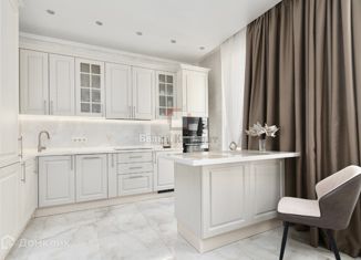 Продаю 5-ком. квартиру, 115 м2, поселение Сосенское, проспект Магеллана, 3