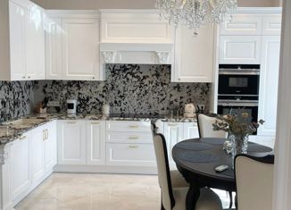 4-комнатная квартира на продажу, 153 м2, Уфа, Коммунистическая улица, 83