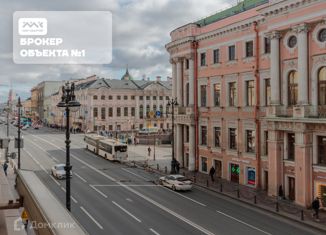 Продается 2-комнатная квартира, 80 м2, Санкт-Петербург, Невский проспект, 18, метро Адмиралтейская