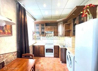 Продается 4-комнатная квартира, 71 м2, Москва, Авиамоторная улица, 47, станция Авиамоторная