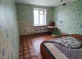 Продаю 2-ком. квартиру, 38 м2, Орск, Орский проспект, 71