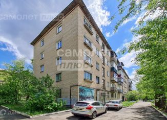 Продам 2-комнатную квартиру, 43 м2, Челябинская область, улица Дегтярёва, 40