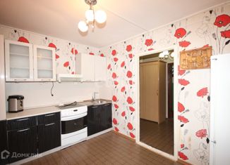 Аренда 2-ком. квартиры, 51.6 м2, Пыть-Ях, 3-й микрорайон, 13