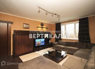 Аренда трехкомнатной квартиры, 70 м2, Москва, Коломенская улица, 9, метро Нагатинский Затон