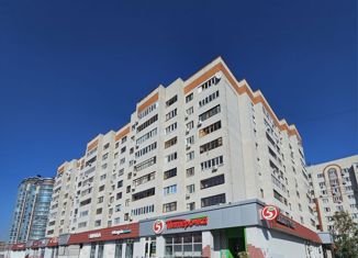 Продам 3-ком. квартиру, 83.8 м2, Казань, улица Юлиуса Фучика, 82, Советский район