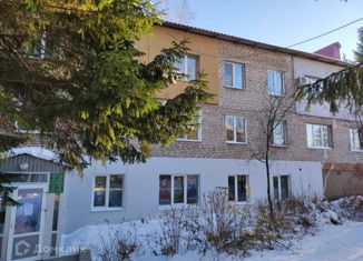 Продаю двухкомнатную квартиру, 38.7 м2, село Дмитриевка, Трактовая улица, 17