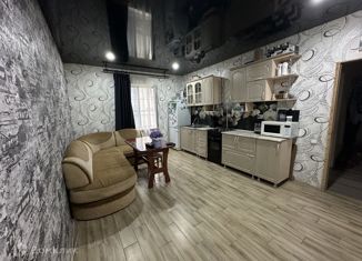 Продаю дом, 67 м2, Курганинск, улица Алых Роз, 125