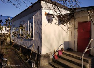 Продаю дом, 70 м2, станица Нижнебаканская, Октябрьская улица, 3