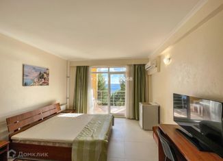 Продаю 1-комнатную квартиру, 52.5 м2, посёлок городского типа Ливадия, Виноградная улица, 26А