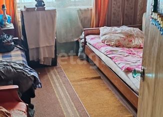 Продается 2-комнатная квартира, 49.3 м2, Новосиль, улица Карла Маркса, 82