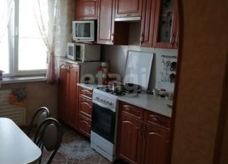 Продается 3-комнатная квартира, 61 м2, Курган, 1-й микрорайон, 26