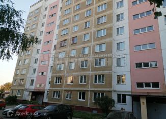 Продается трехкомнатная квартира, 68 м2, Смоленск, Промышленный район, улица Рыленкова, 66