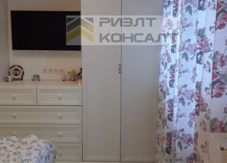 Продам 3-ком. квартиру, 49 м2, поселок Ростовка, посёлок Ростовка, 9