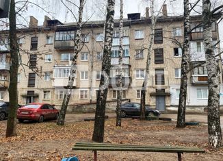 Продается 2-комнатная квартира, 43 м2, Нижегородская область, улица Левинка, 44