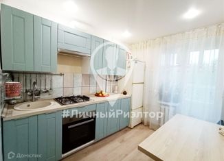 Продажа 2-комнатной квартиры, 48.3 м2, Новомичуринск, улица Строителей, 3