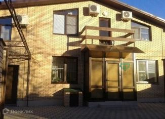 Продаю дом, 270 м2, село Береговое, улица 50 лет СССР, 1Б