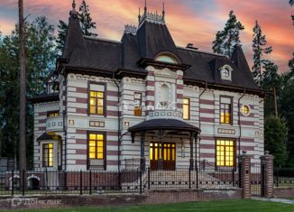 Продается дом, 945 м2, поселок дома отдыха Озера, Озёрная улица