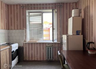 Продам 2-комнатную квартиру, 50 м2, Тюменская область, улица Газовиков, 25