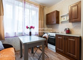 Продается 1-ком. квартира, 33 м2, Санкт-Петербург, проспект Авиаконструкторов, 29к1, метро Комендантский проспект