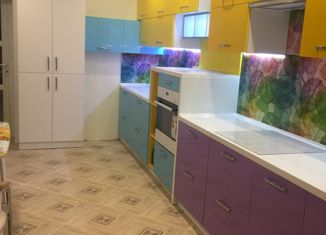 Продам таунхаус, 110 м2, деревня Ракино, Петровская улица, 6