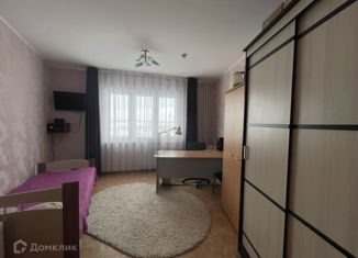 Трехкомнатная квартира на продажу, 80 м2, Тюменская область, улица Зои Космодемьянской, 74