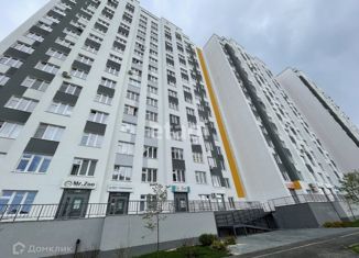 Однокомнатная квартира на продажу, 42.3 м2, Тюмень, Заполярная улица, 11к1, ЖК Гармония