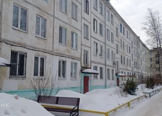 Продаю трехкомнатную квартиру, 48.6 м2, Волгореченск, улица имени 50-летия Ленинского Комсомола, 29