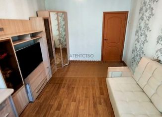 Продается 2-комнатная квартира, 46 м2, Казань, улица Шамиля Усманова, 4