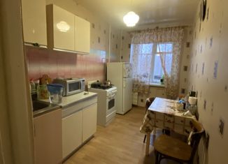 Продажа трехкомнатной квартиры, 61.5 м2, Ярославль, улица Строителей, 13