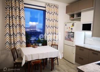 Продам трехкомнатную квартиру, 77 м2, Москва, улица Шумилова, 24А, улица Шумилова