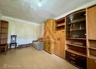 Продажа 1-комнатной квартиры, 32 м2, Астрахань, проспект Бумажников, 4