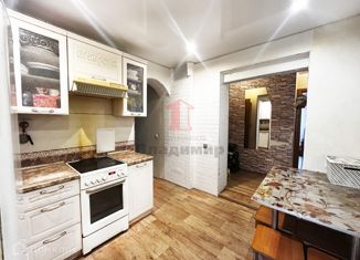 Продам четырехкомнатную квартиру, 77.5 м2, Находка, Молодёжная улица, 6