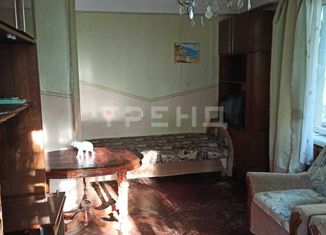 Продам 1-ком. квартиру, 31 м2, Санкт-Петербург, Бассейная улица, 77, метро Парк Победы