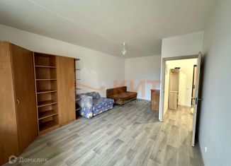 Продаю 1-ком. квартиру, 39 м2, Ярославль, улица Александра Додонова, 2к4