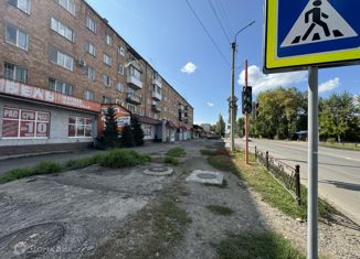 Продам 1-ком. квартиру, 32 м2, Минусинск, Ботаническая улица, 31