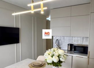 Продам однокомнатную квартиру, 43 м2, Новороссийск, улица Революции 1905 года, 37