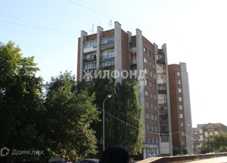 Продам 4-ком. квартиру, 95.4 м2, Новосибирск, улица Романова, 36, улица Романова