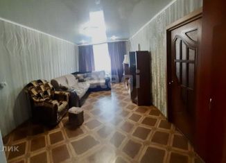 Продается 3-комнатная квартира, 61.8 м2, Сим, улица 40 лет Октября, 31