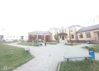 Продажа 5-комнатной квартиры, 144 м2, Ингушетия, улица Дошлако Мальсагова, 21/1