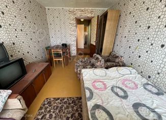 Продается трехкомнатная квартира, 61 м2, Балашов, улица 50 лет ВЛКСМ, 3